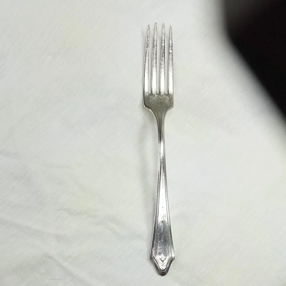 Tudor Plated Oneida Duchess Pattern Silver Plated Fork